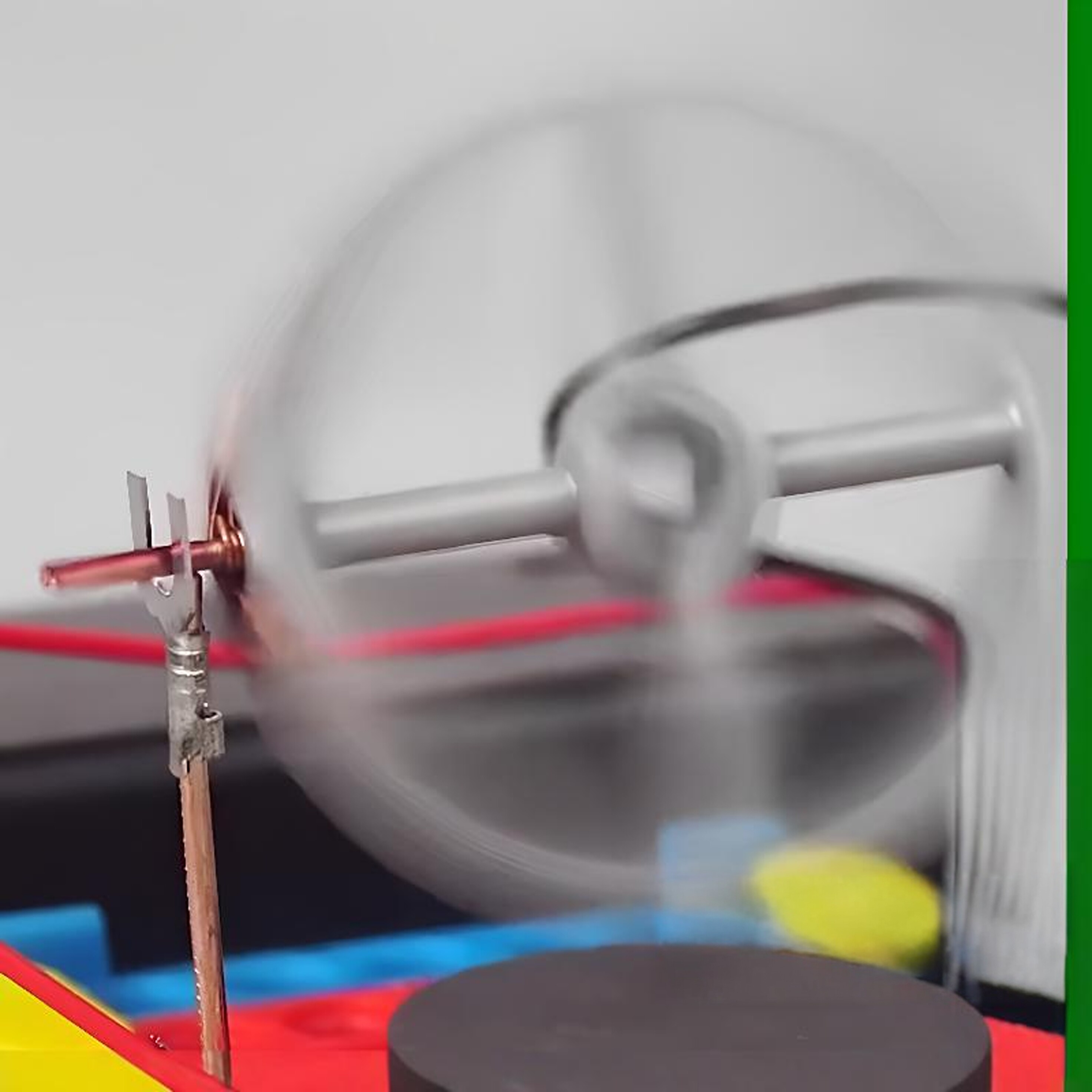 โมเดลทดลองมอเตอร์แม่เหล็กไฟฟ้า - Science And Hobby บทวิจารณ์และราคา